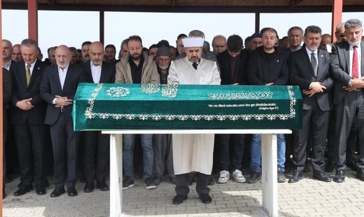 Kahramanmaraş’taki okul saldırısında hayatını kaybedenler son yolculuğuna uğurlanıyor