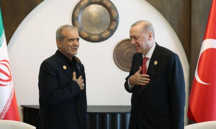 Pezeşkiyan: Türkiye Cumhuriyeti’nin, İran’la etkileyici dayanışmasını takdir ediyoruz