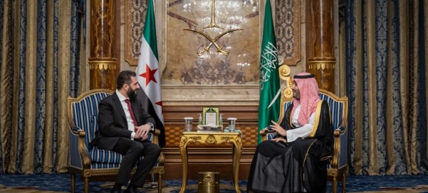 Suriye Devlet Başkanı Şara, Suudi Arabistan Veliaht Prensi Selman ile görüştü