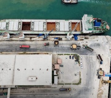 Suriye, Tahıl Stoklarını Güçlendirmek İçin Tartus Limanı’na 70 Bin Ton Buğday Getirdi