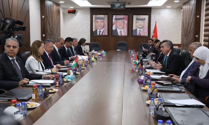 TBMM Dışişleri Komisyonu Heyetinden Ürdün Temsilciler Meclisinde önemli görüşmeler