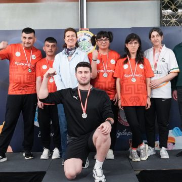 Gönül Kupası Pick-Pong Türkiye Şampiyonası tarihe geçti