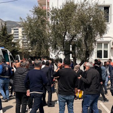 Şanlıurfa ve Kahramanmaraş’taki okul saldırılarına ilişkin 83 kişi hakkında gözaltı kararı verildi