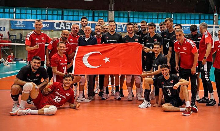 Filenin Efeleri, 2026 VNL hazırlıkları kapsamında oynadığı ikinci maçta ilk galibiyetini aldı.