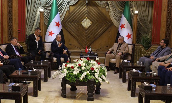 AK Parti Şanlıurfa Milletvekili Dusak, beraberindeki heyetle Halep’e kardeşlik ziyareti gerçekleştirdi
