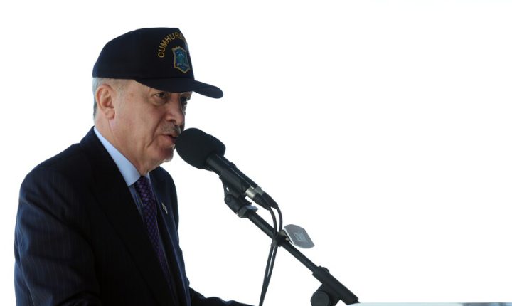 Türkiye Cumhuriyeti Cumhurbaşkanı Erdoğan: Türk ordusu bölgesel ve küresel barışın en önemli güvencesidir