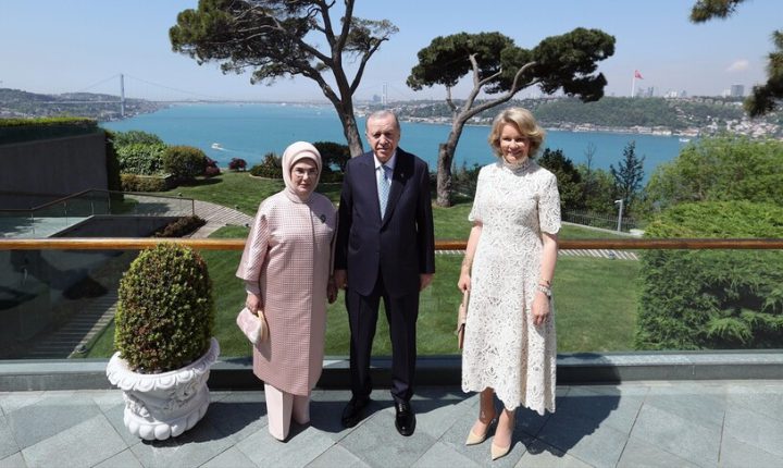 Türkiye Cumhuriyeti Cumhurbaşkanı Erdoğan, Belçika Kraliçesi Mathilde’yi kabul etti