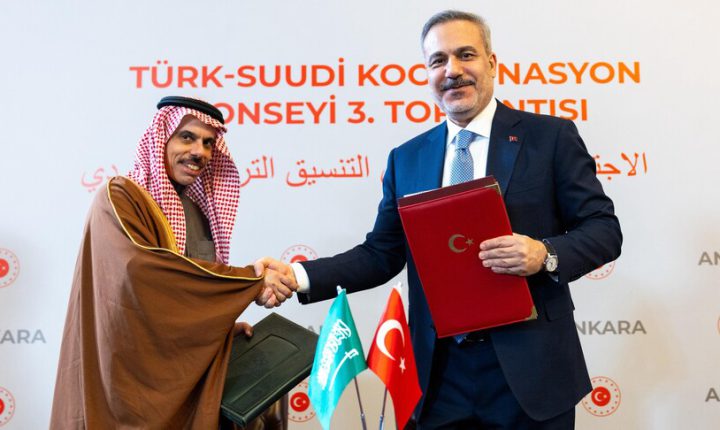 Türkiye Cumhuriyeti ile Suudi Arabistan Stratejik İş Birliğini Geliştiriyor