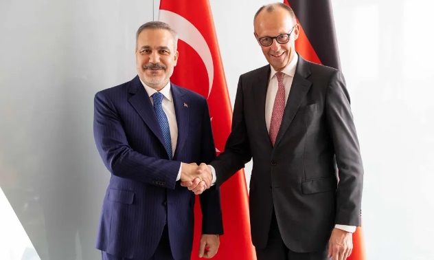 Türkiye Cumhuriyeti Dışişleri Bakanı Fidan, Almanya Başbakanı Merz ile görüştü