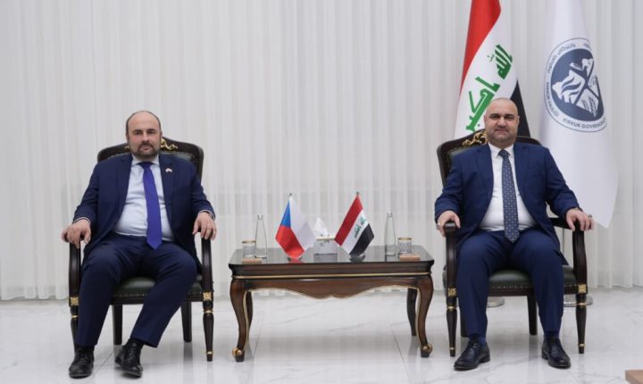 Kerkük Valisi Mehmet Seman Ağa, Çek Cumhuriyeti’nin Irak Büyükelçisi Yan Şnaydov’u kabul etti