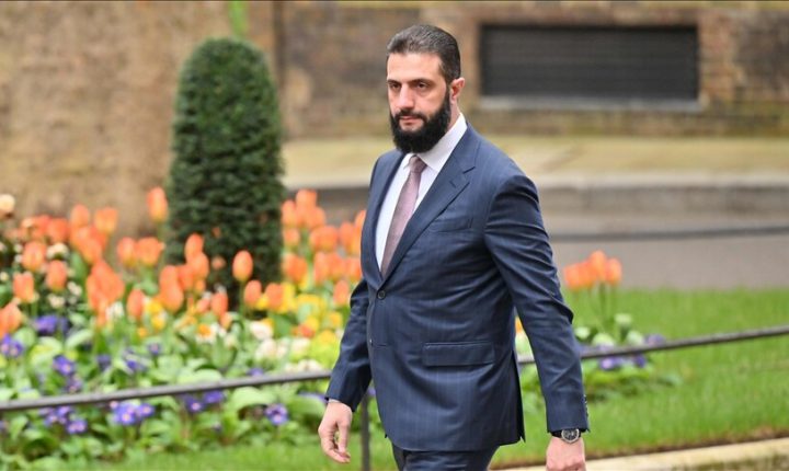 Ahmed Şara Yönetiminde Radikal Temizlik: Aile Üyeleri Nüfuz Pozisyonlarından Çekildi