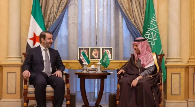 Suriye Dışişleri Bakanı Şeybani, Suudi Arabistanlı mevkidaşı Bin Ferhan ile bölgesel konuları görüştü