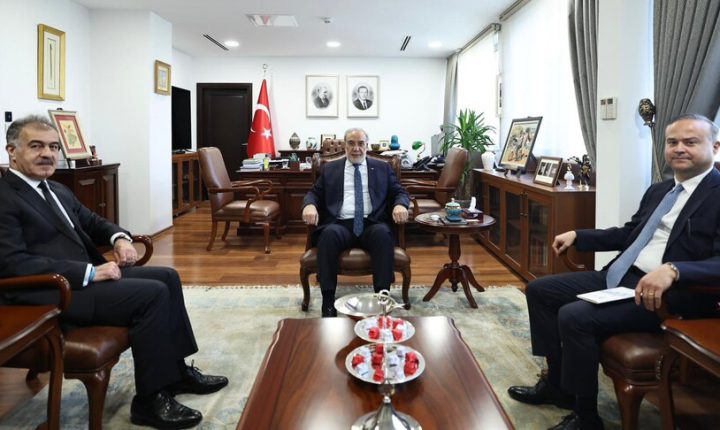 Türkiye Cumhuriyeti Dışişleri Bakan Yardımcısı Kulaklıkaya, IKBY Dış İlişkiler Departmanı Başkanı Dizayi ile görüştü