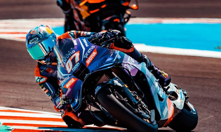 Milli motosikletçi Toprak Razgatlıoğlu, MotoGP’de sezonun 8. etabı olan Macaristan GP’sini 11. sırada tamamladı ve en iyi derecesini elde etti
