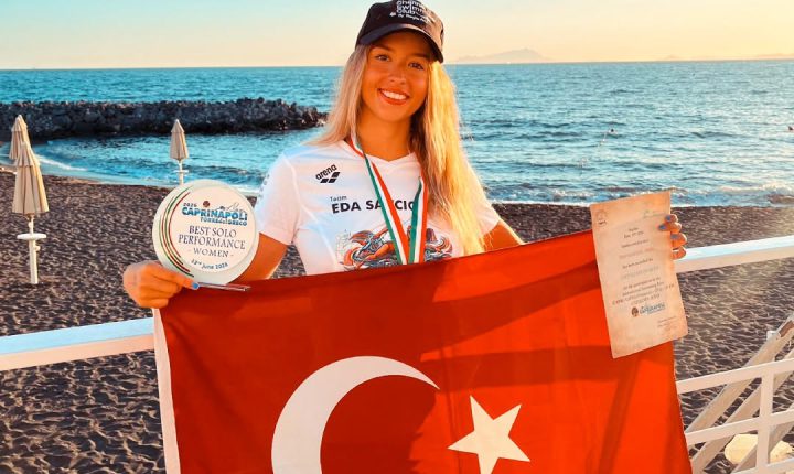 🏊‍♀️ Milli Gurur: Eda Savcıgil Capri–Napoli’yi Zirvede Tamamladı 🇹🇷