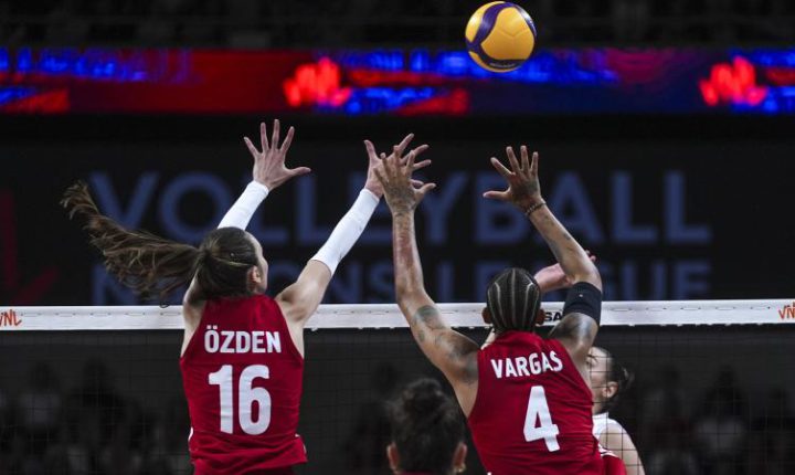 Filenin Sultanları FIVB Milletler Ligi’nde Almanya ile karşılaşacak
