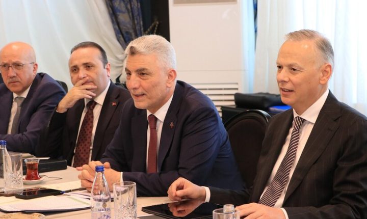 Bakan Bolat: Türkiye Cumhuriyeti-Suriye-Ürdün-Suudi Arabistan transit koridoru çok hayati bir öneme haiz