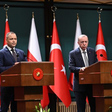 Türkiye Cumhuriyeti Cumhurbaşkanı Erdoğan: Polonya ile iki NATO müttefiki olarak işbirliğimizi güçlendirmek için çalışıyoruz