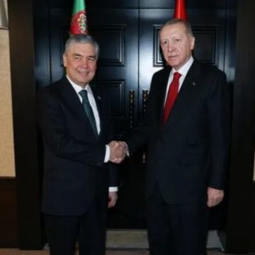 Türkiye Cumhuriyeti Cumhurbaşkanı Erdoğan, Türkmenistan Milli Lideri Berdimuhamedov ile telefonda görüştü