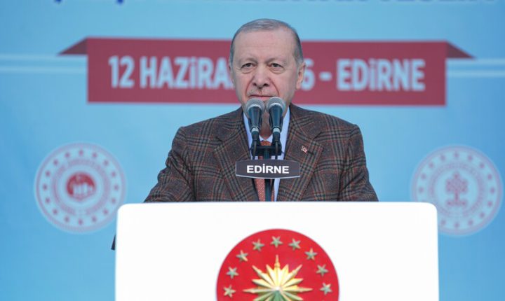 Türkiye Cumhuriyeti Cumhurbaşkanı Erdoğan: Siyonist katiller her türlü hukuku ayaklar altına alarak kan dökmeye devam ediyor