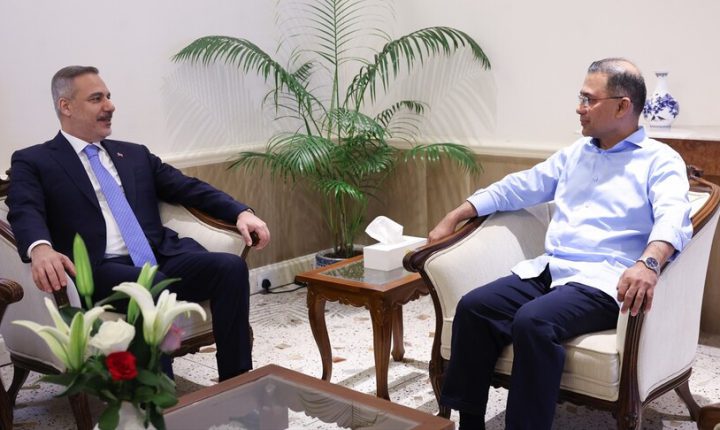 Türkiye Cumhuriyeti Dışişleri Bakanı Fidan, Bangladeş Başbakanı Rahman ile görüştü