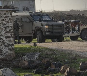 İsrail Güçleri Kuneytra’da Bir Genci Gözaltına Aldı