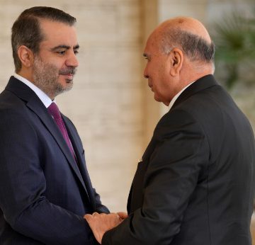 Irak Dışişleri Bakanı Hüseyin, Esad rejiminin devrilmesinden sonra ilk resmi ziyaret için Suriye’de