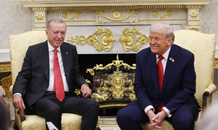 Trump’tan Cumhurbaşkanı Erdoğan’a övgü: Müthiş bir lider