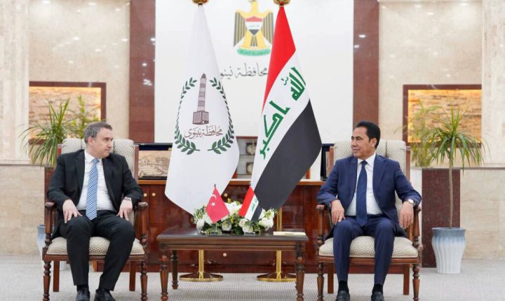 Türkiye Cumhuriyeti ‘nin Irak Büyükelçisi Musul Valisi ile bir araya geldi