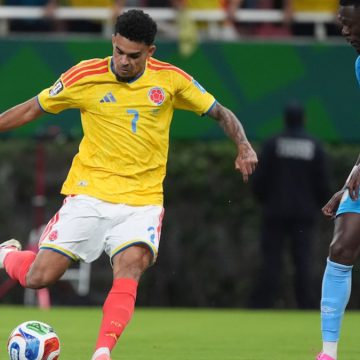 Kolombiya üst turu garantiledi: Daniel Munoz attı!