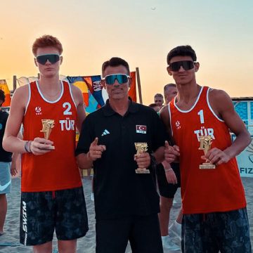 🏐 U18 Balkan Plaj Voleybolu’nda Şampiyonluk! 🏆🇹🇷